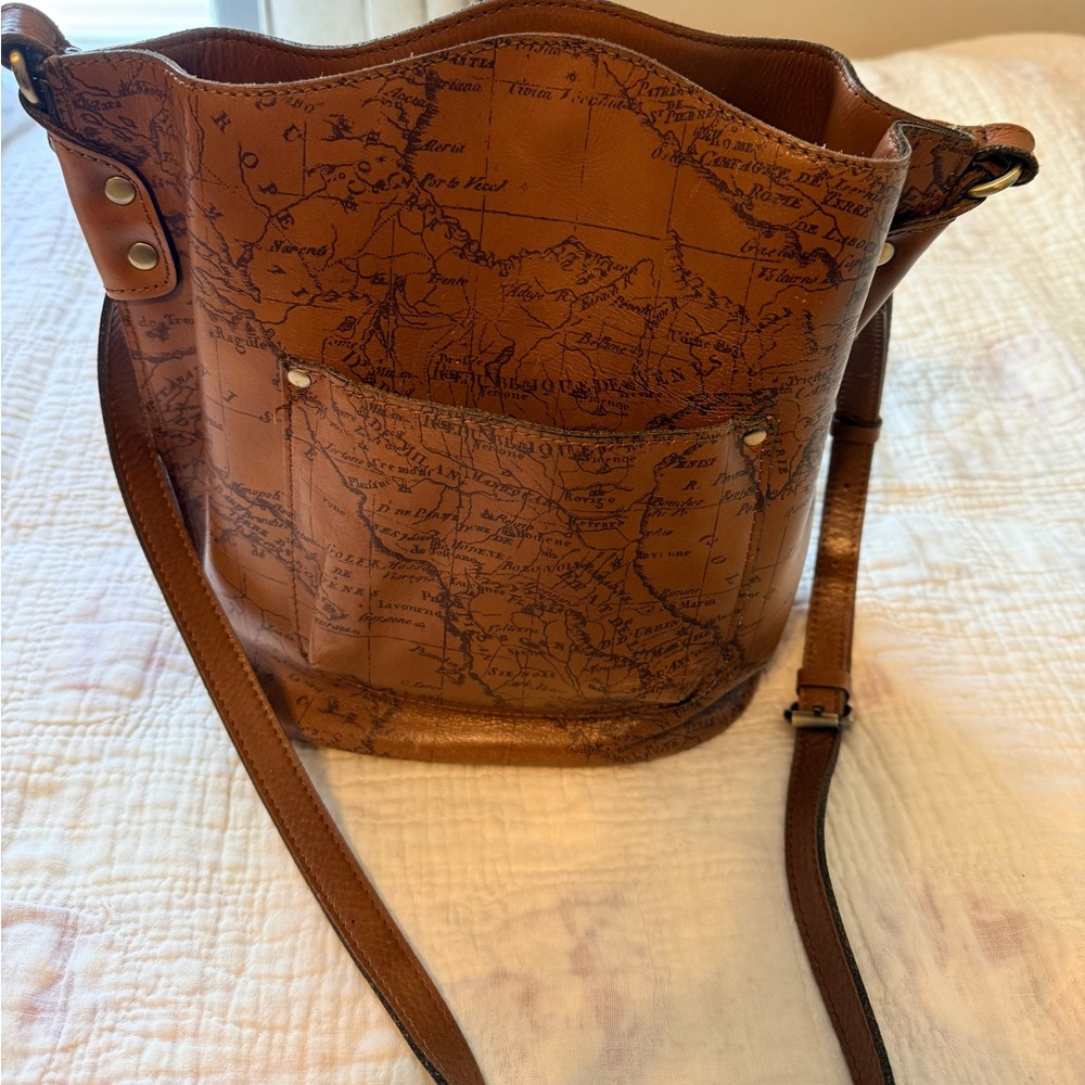 Patricia Nash Floral Signature Map Shoulder Bag - Picture 7 of 14